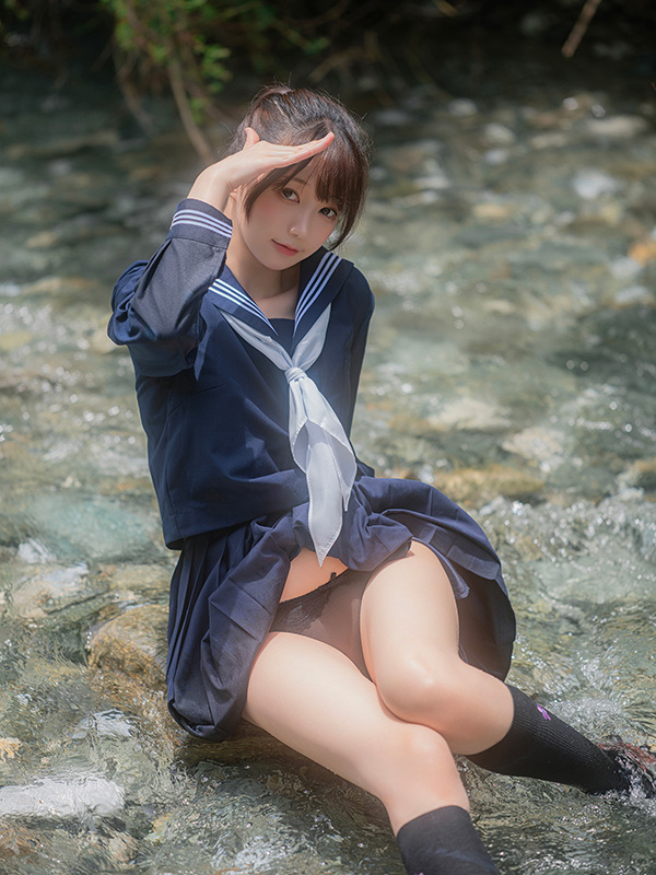 しずく(nagisa魔物喵) – 川で水遊び (110P/317M)-美了么