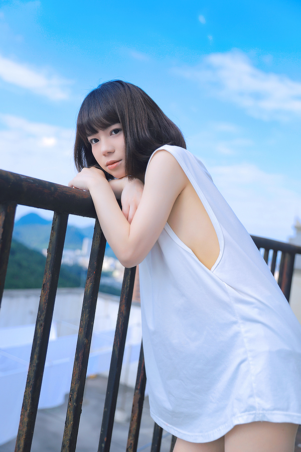 晓晓可可爱 – 天台 (112P/820M)-美了么